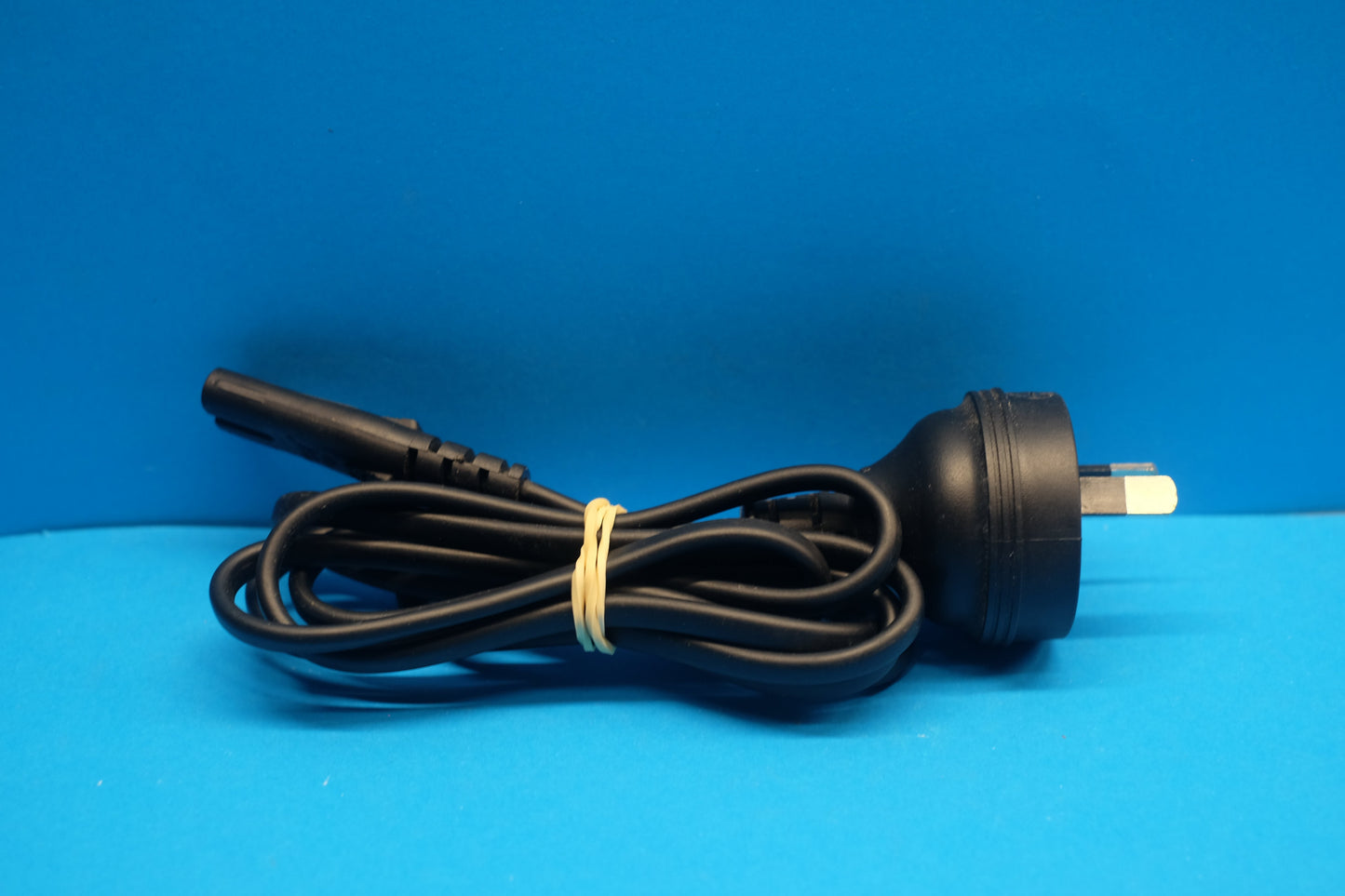 Playstation 4 500GB Console (Black) - Pre-Owned