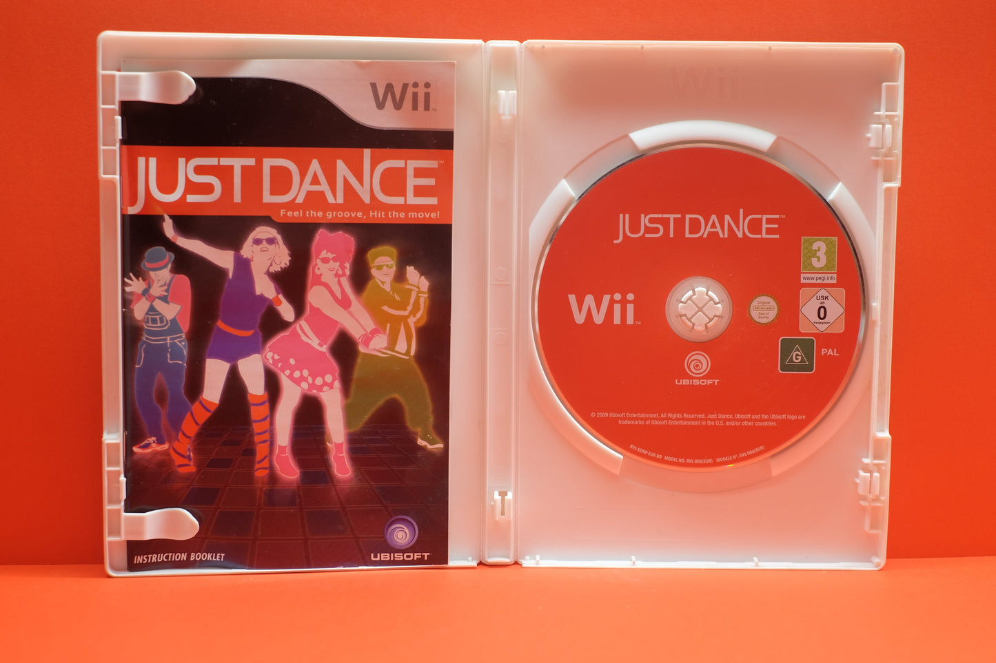 Just Dance (Holographic Cover) - Nintendo Wii - Pre-Owned