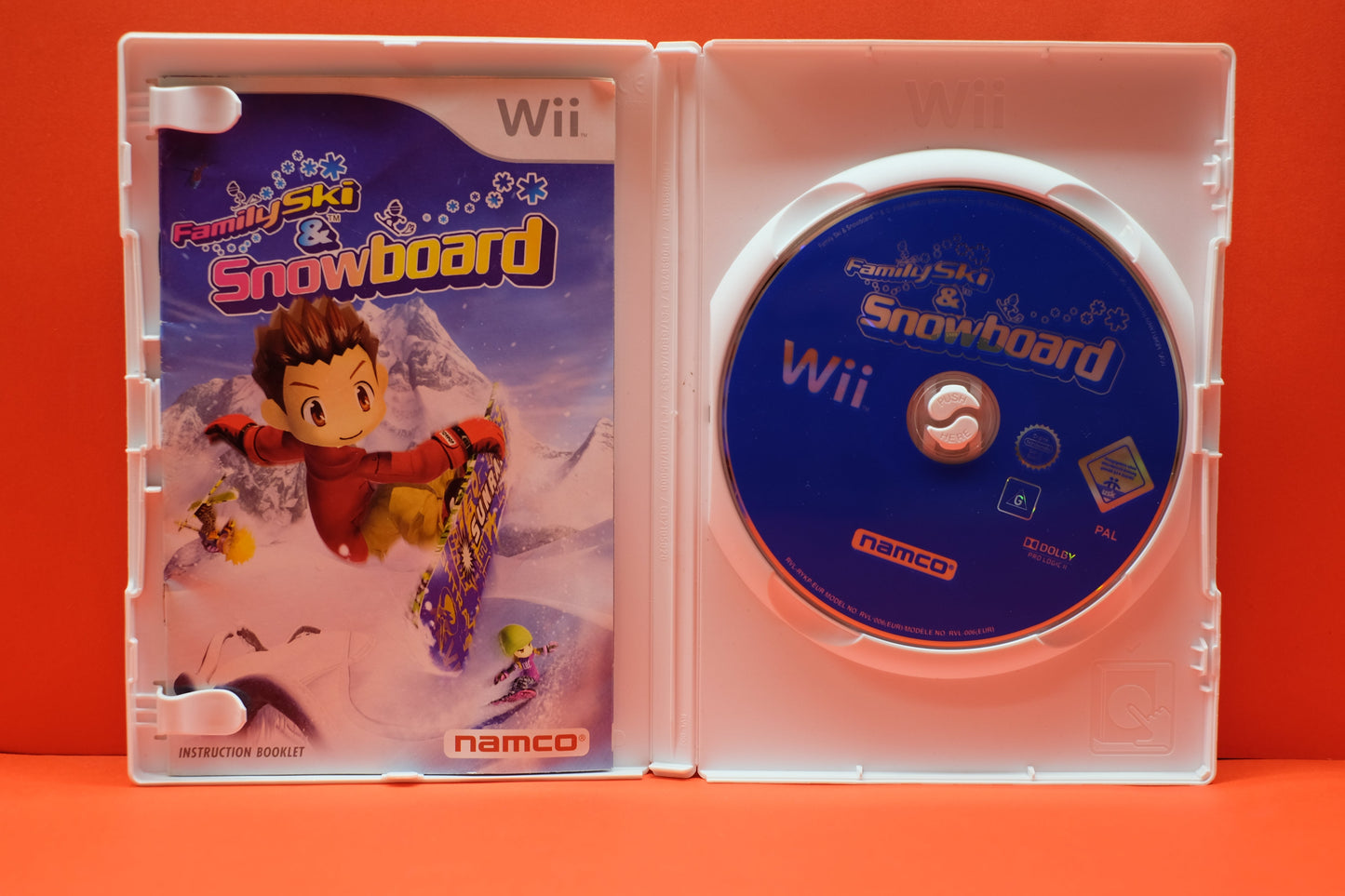 Family Ski & Snowboard - Nintendo Wii - Pre-Owned