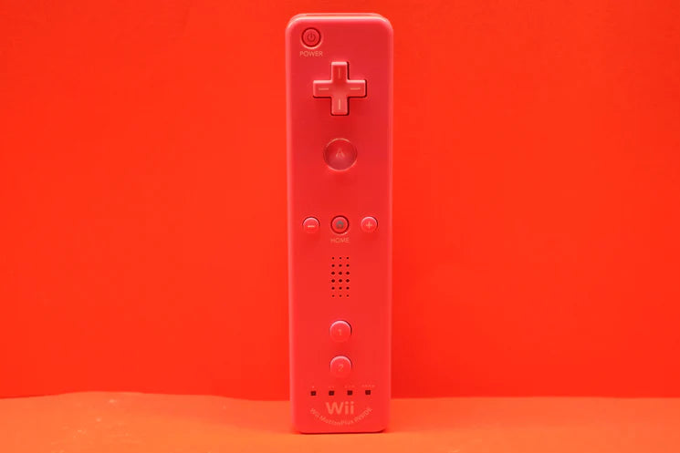 Nintendo Wii Remote - Pre-Owned
