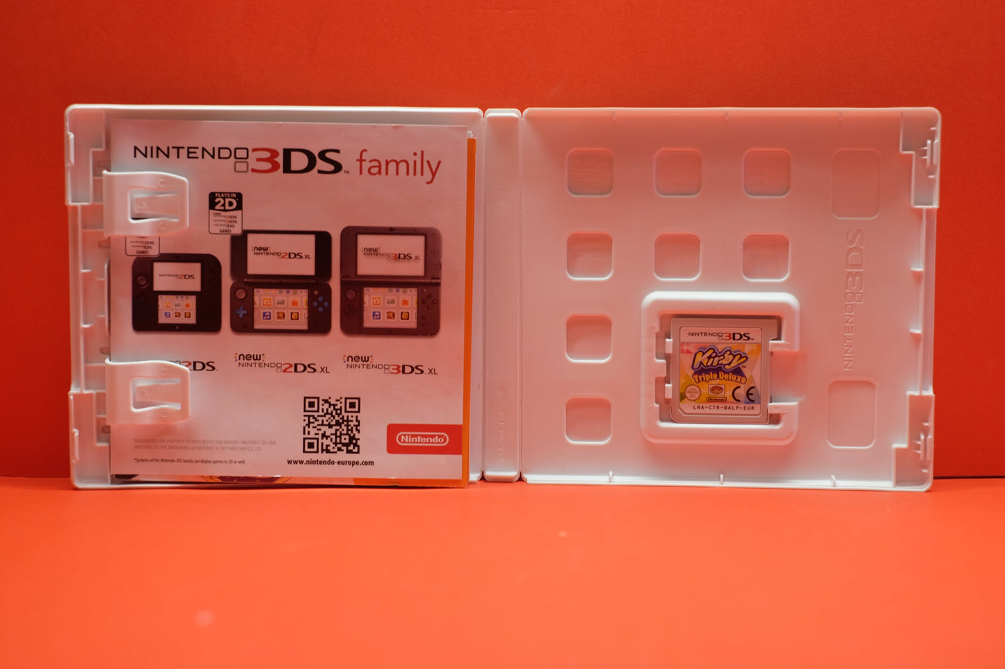 Kirby Triple Delux (Nintendo Selects) - Nintendo 3DS - Pre-Owned