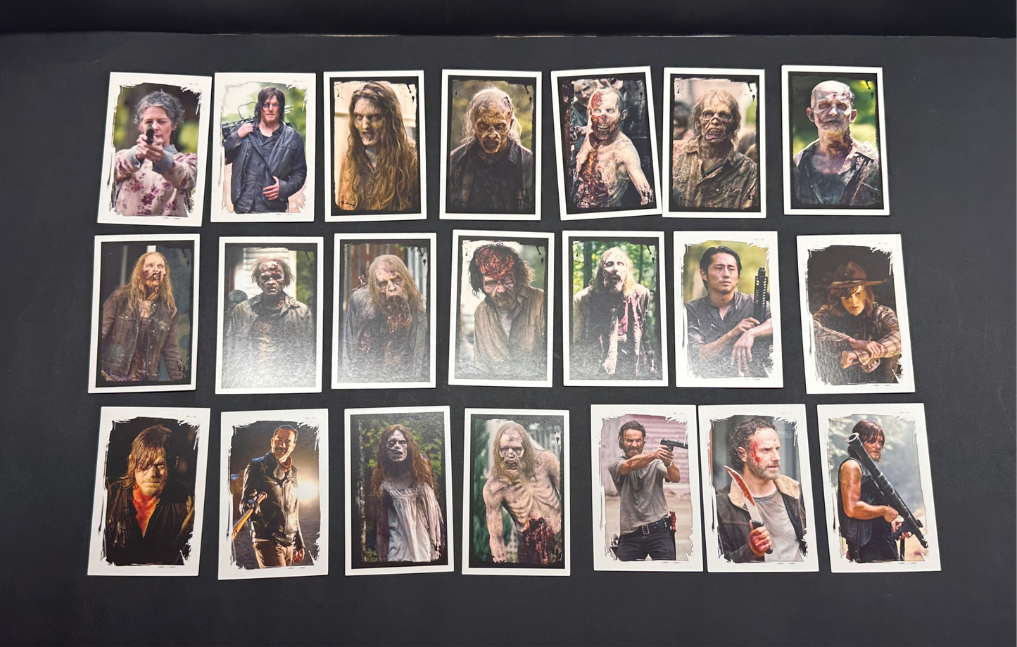 AMC The Walking Dead Monopoly - Collectables - Pre-Owned