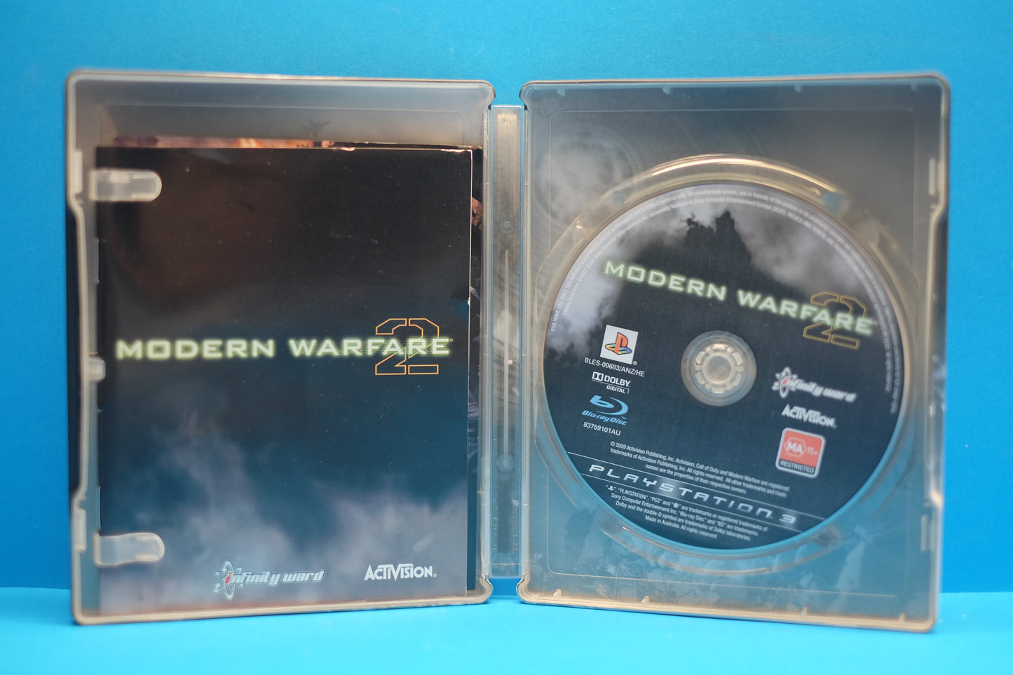 Call Of Duty Modern Warfare 2 (Steel Book & Behind The Lines The Art Of MW2 Book) - Playstation 3 - Pre-Owned