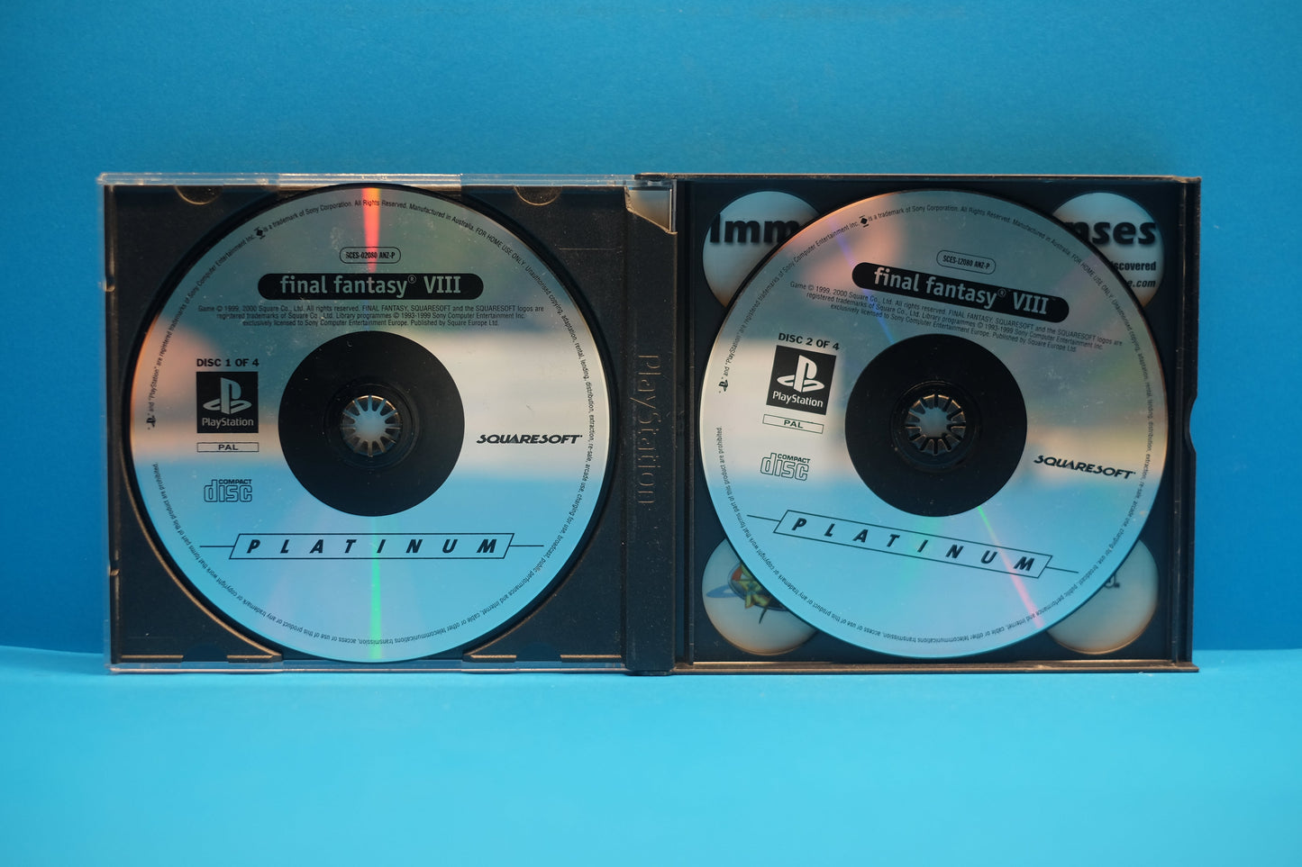 Final Fantasy VIII (8) - Playstation 1 - Pre-Owned