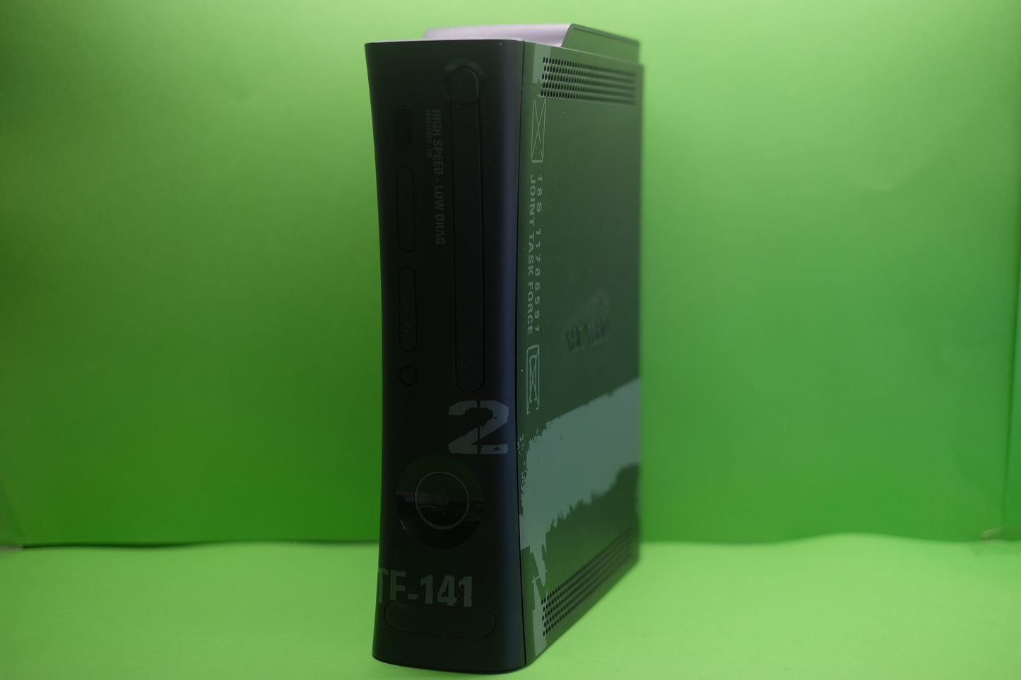 Xbox 360 Elite Console (Call Of Duty Modern Warfare 2 Edition) (250GB) - Pre-Owned