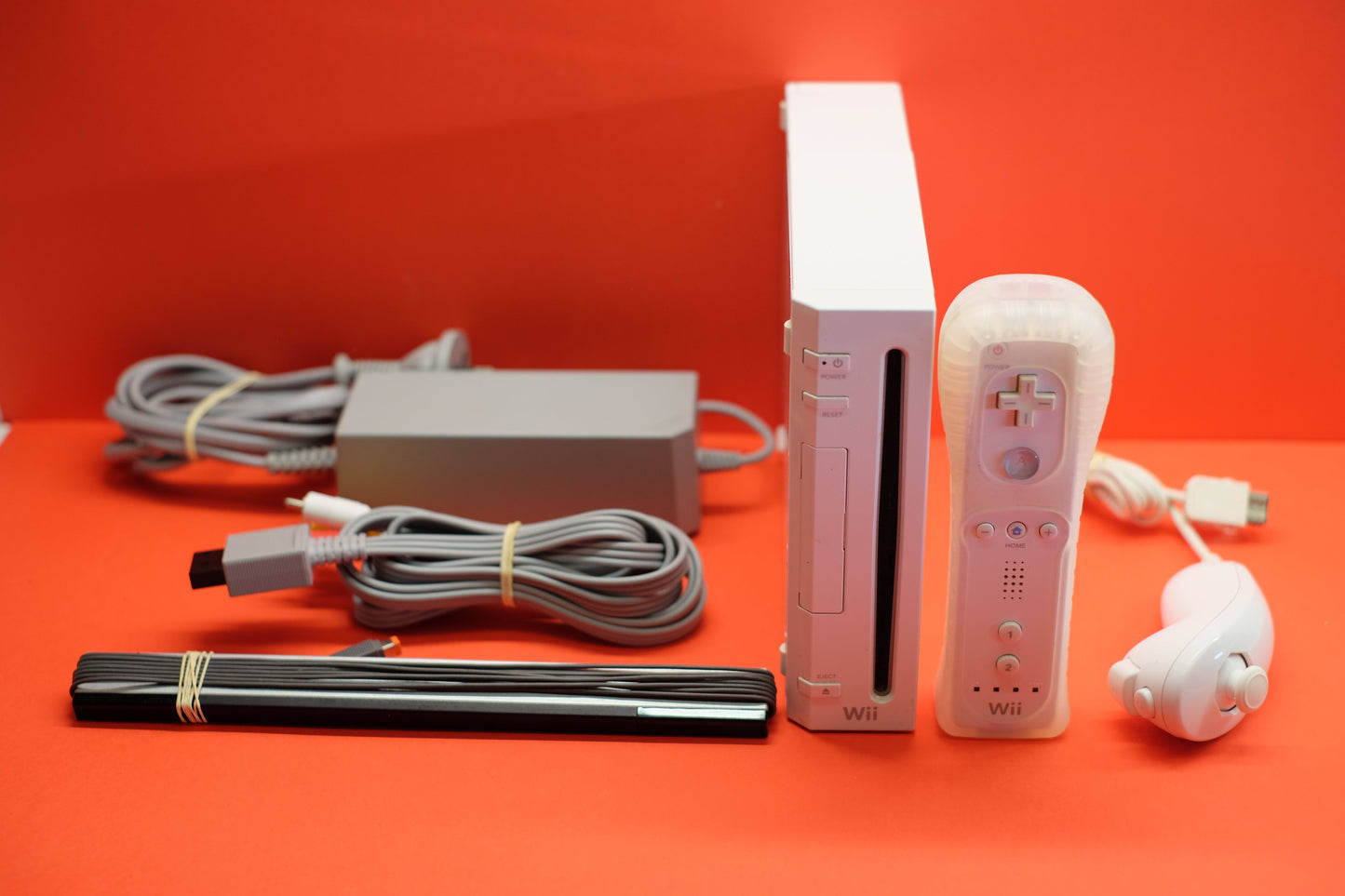 Nintendo Wii Console (White) - Pre-Owned
