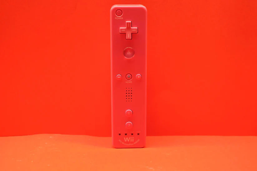 Nintendo Wii Remote - Pre-Owned