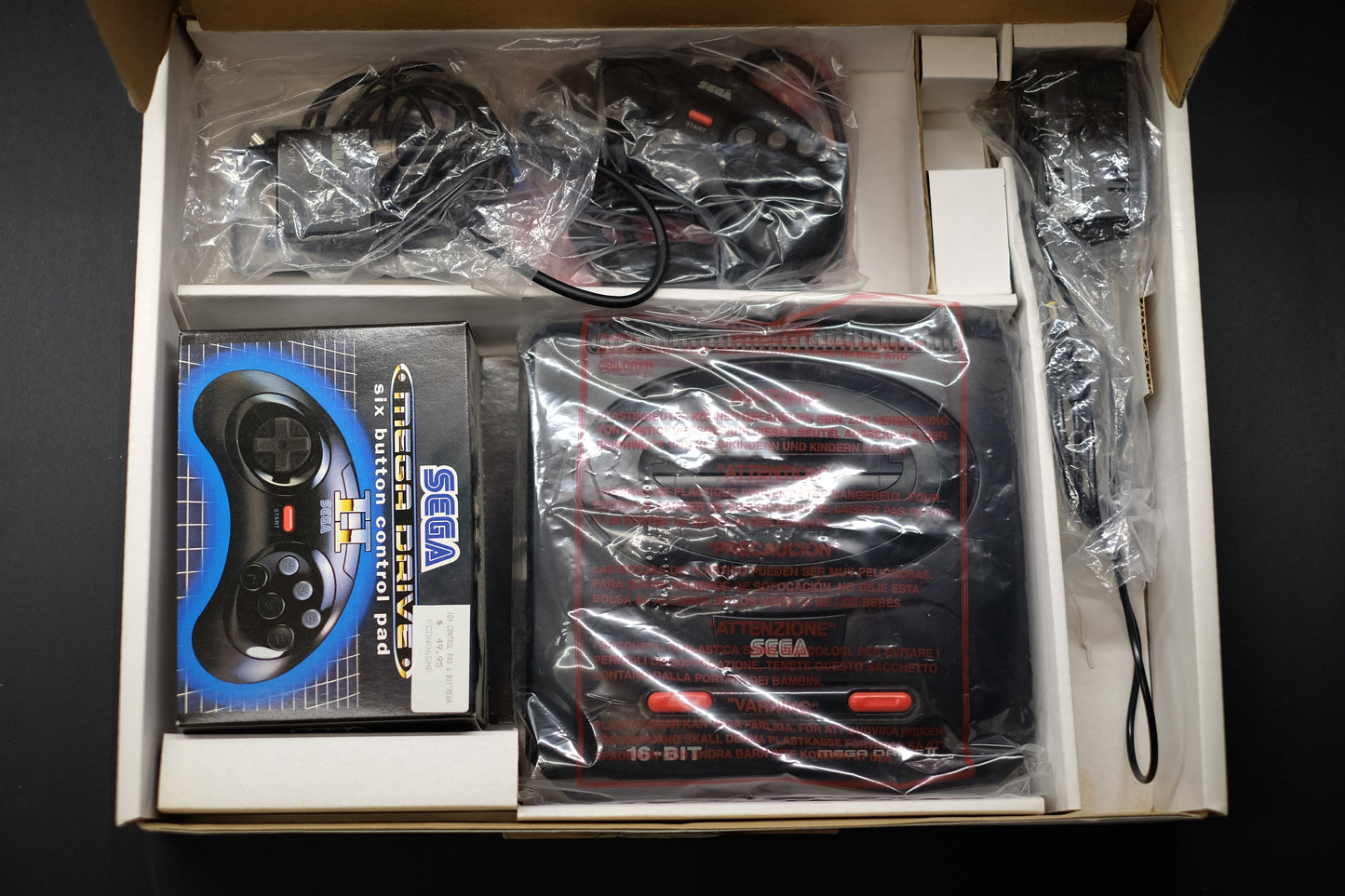 Sega Mega Drive II (2) Mega Games 1 / Caps Pack - Pre-Owned