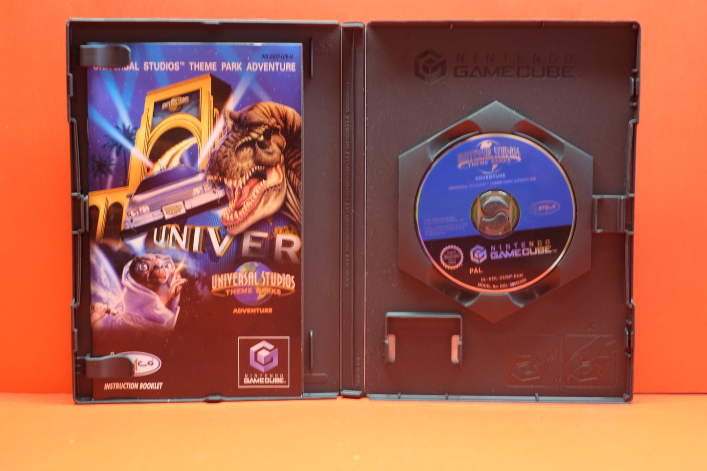 Universal Studios Theme Parks Adventure - Nintendo Gamecube - Pre-Owned